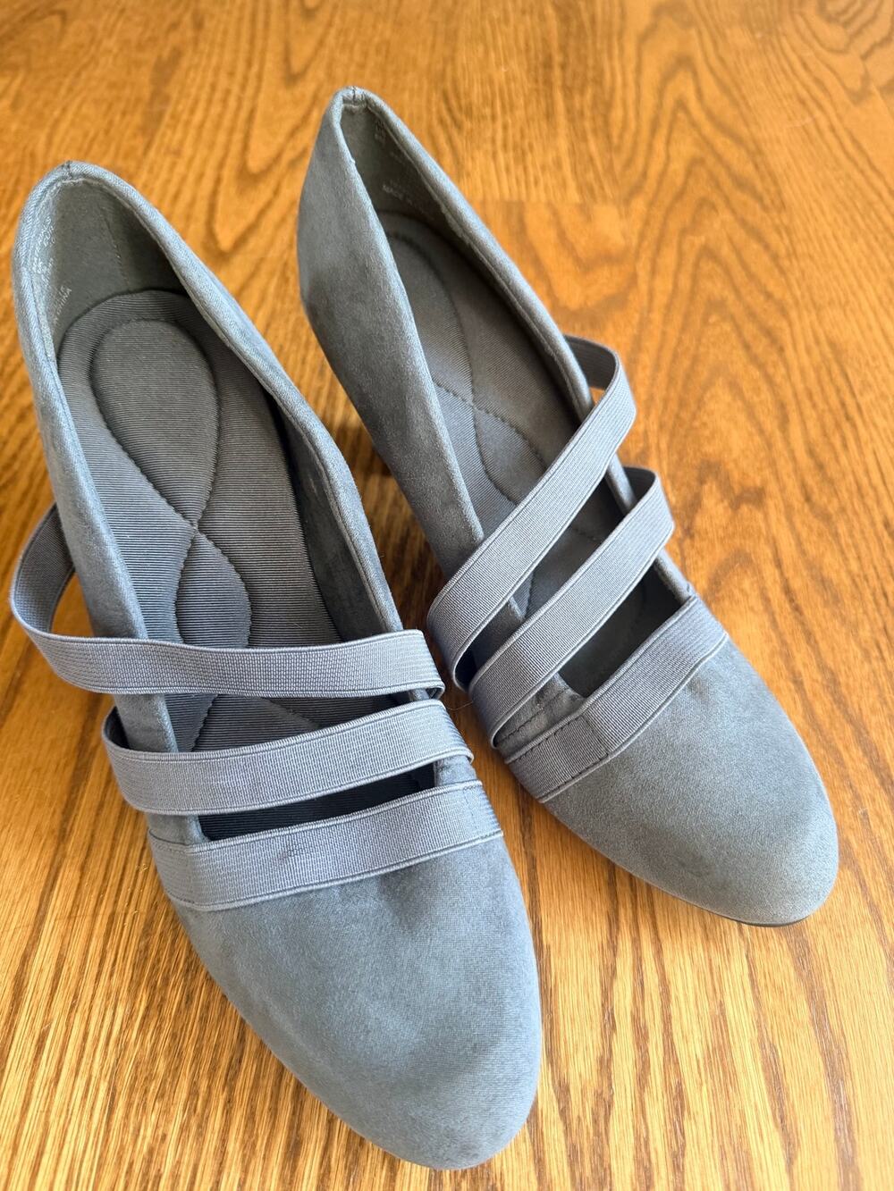 Laura Scott Gray Faux Suede Multi-Strap Block Heel Pumps - Women's Size 8